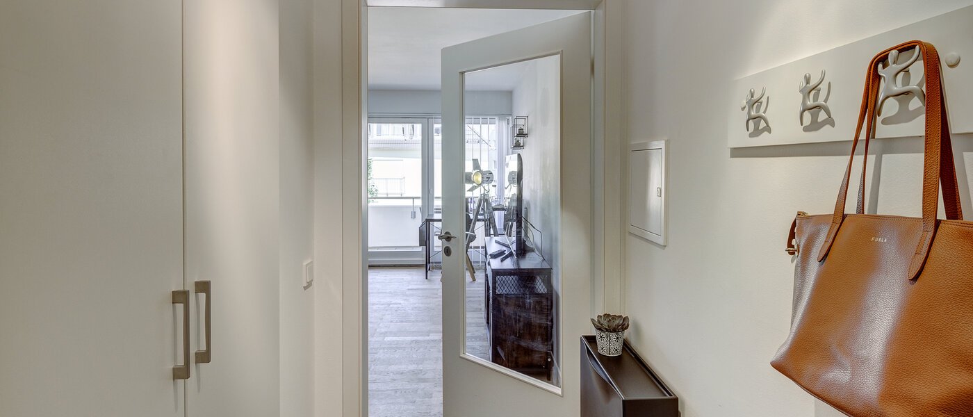 マンション München Laim 01 玄関入り口 13082