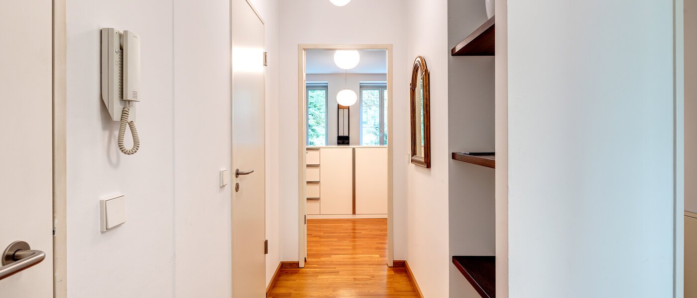 マンション München Sendling 01 玄関入り口 13087