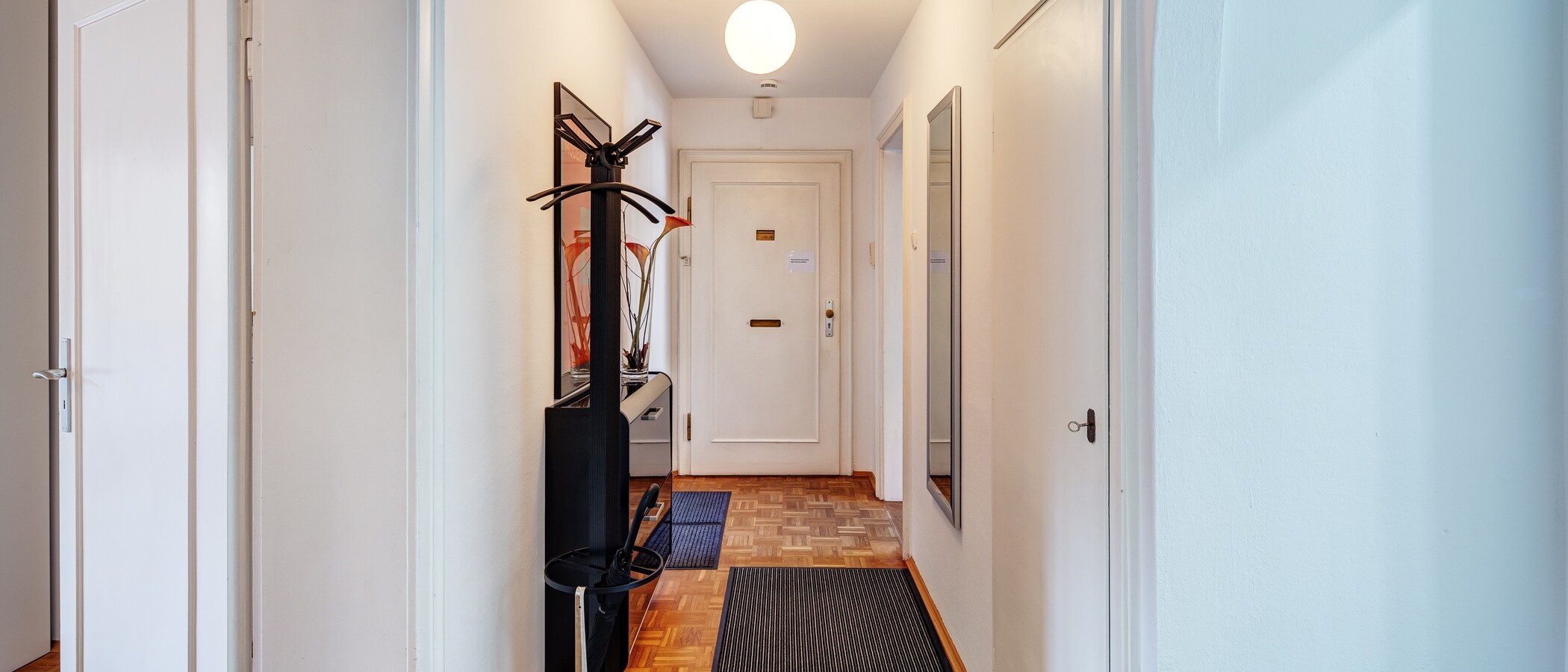 マンション München Schwabing-West (rund um den Hohenzollernplatz) 02 玄関入り口 1309