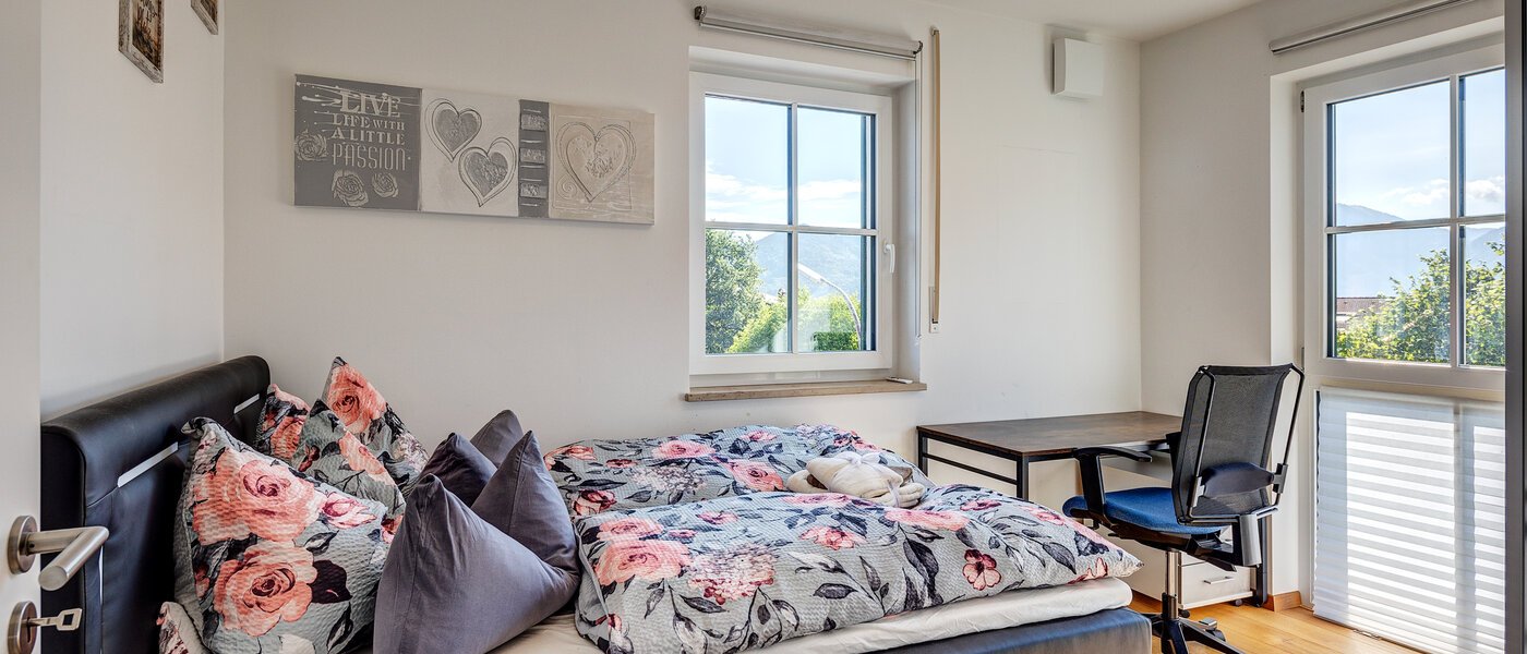 マンション Bad Wiessee 01 2.　寝室 13104