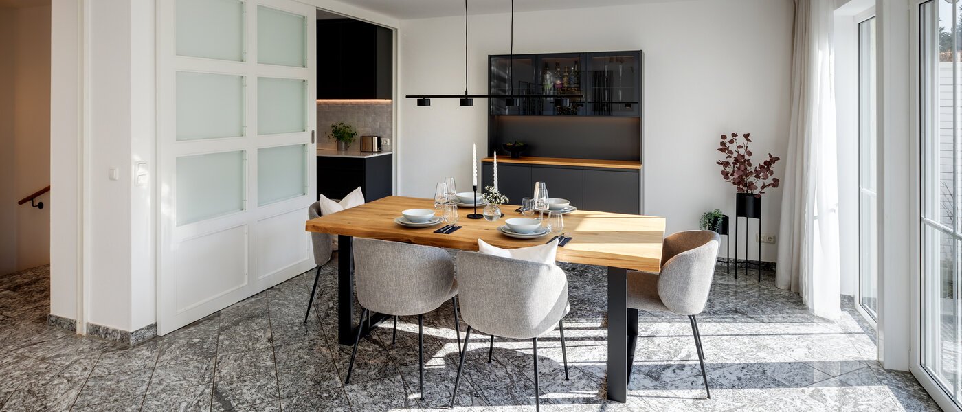 メゾネット・マンション（複数階にわたるマンション） München Trudering 06 リビングエリア 13109