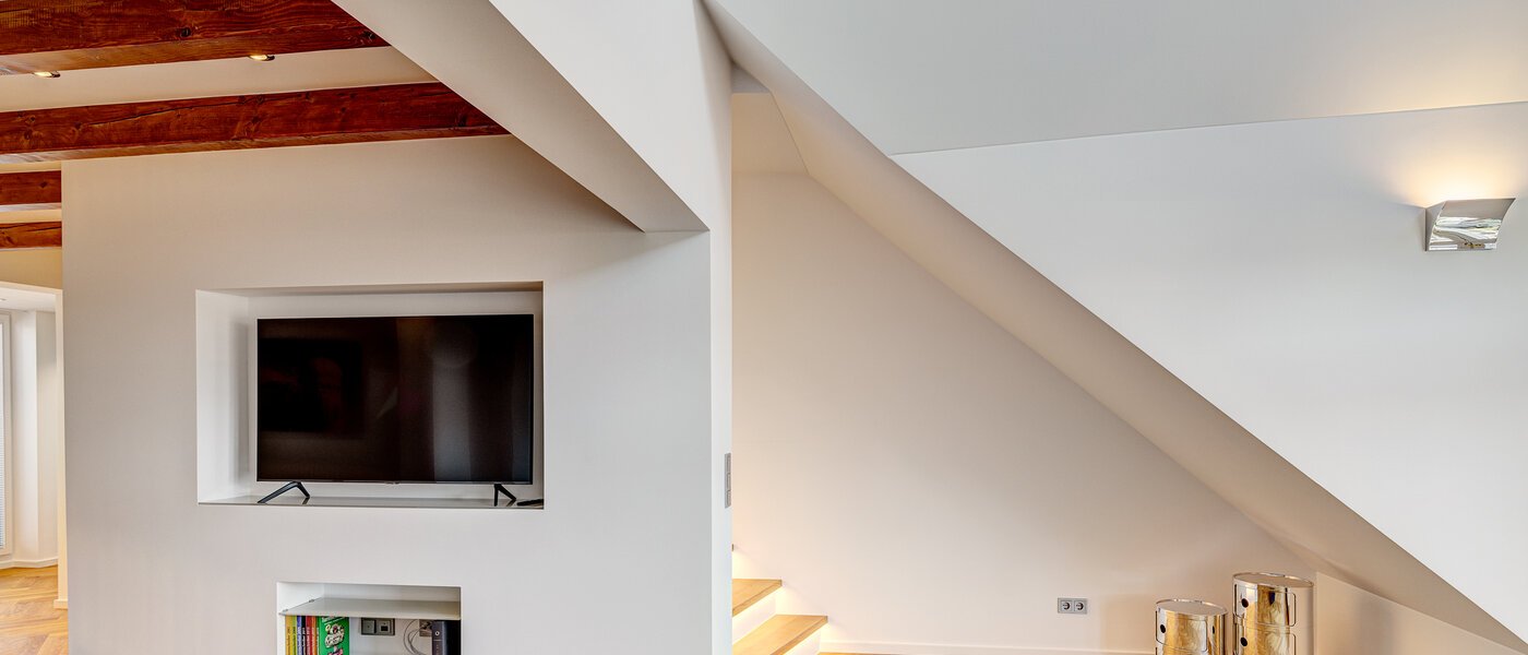 メゾネット・マンション（複数階にわたるマンション） München Neuhausen 03 リビングエリア 13127