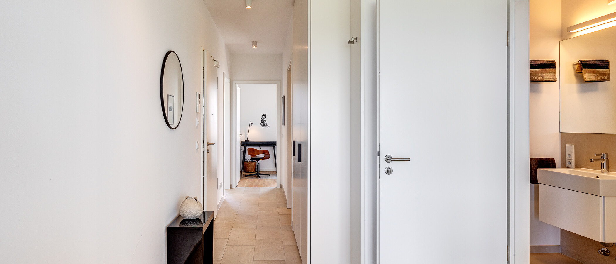 マンション München Pasing 03 玄関入り口 13138