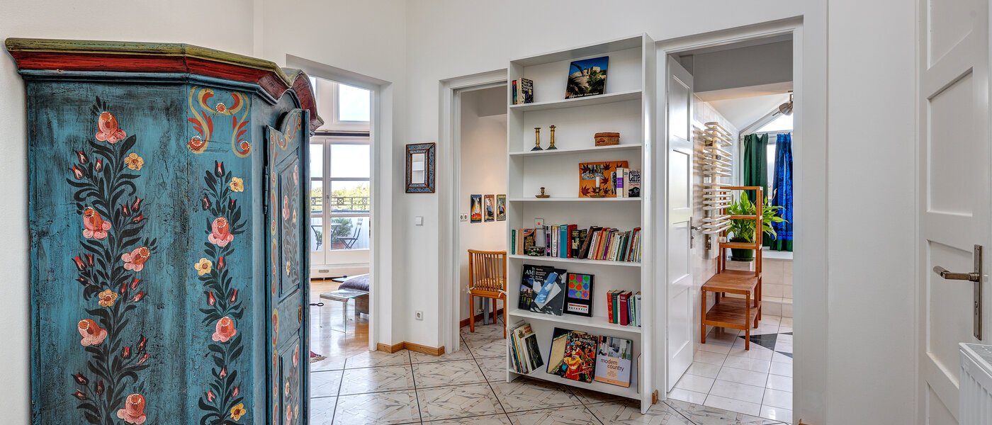 マンション München Schwabing (links der Leopoldstraße) 01 玄関入り口 13164