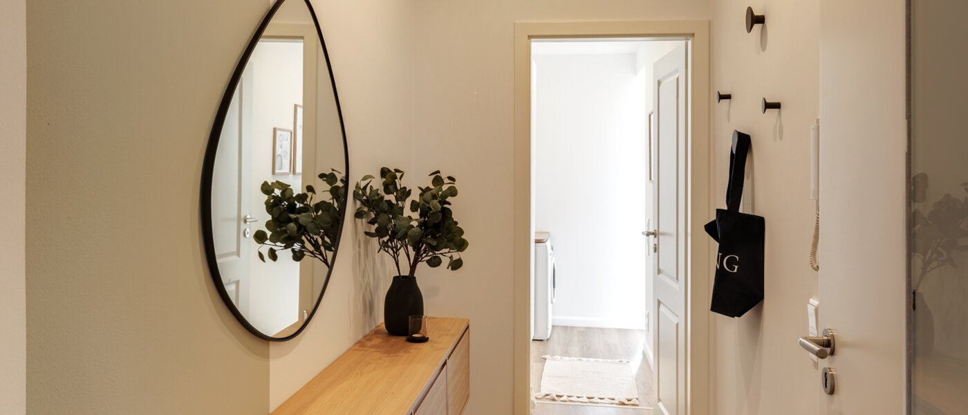 アティック・フラット（屋根裏） München Au 01 玄関入り口 13187