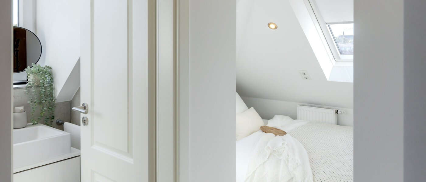 アティック・フラット（屋根裏） München Au 06 玄関入り口 13187