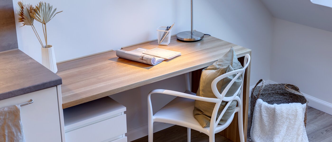 アティック・フラット（屋根裏） München Au 05 リビングエリア 13187