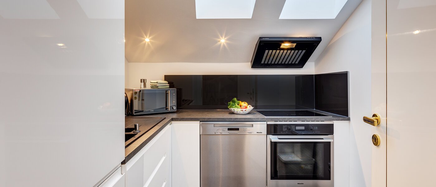 アティック・フラット（屋根裏） Baldham 01 キッチン 13188