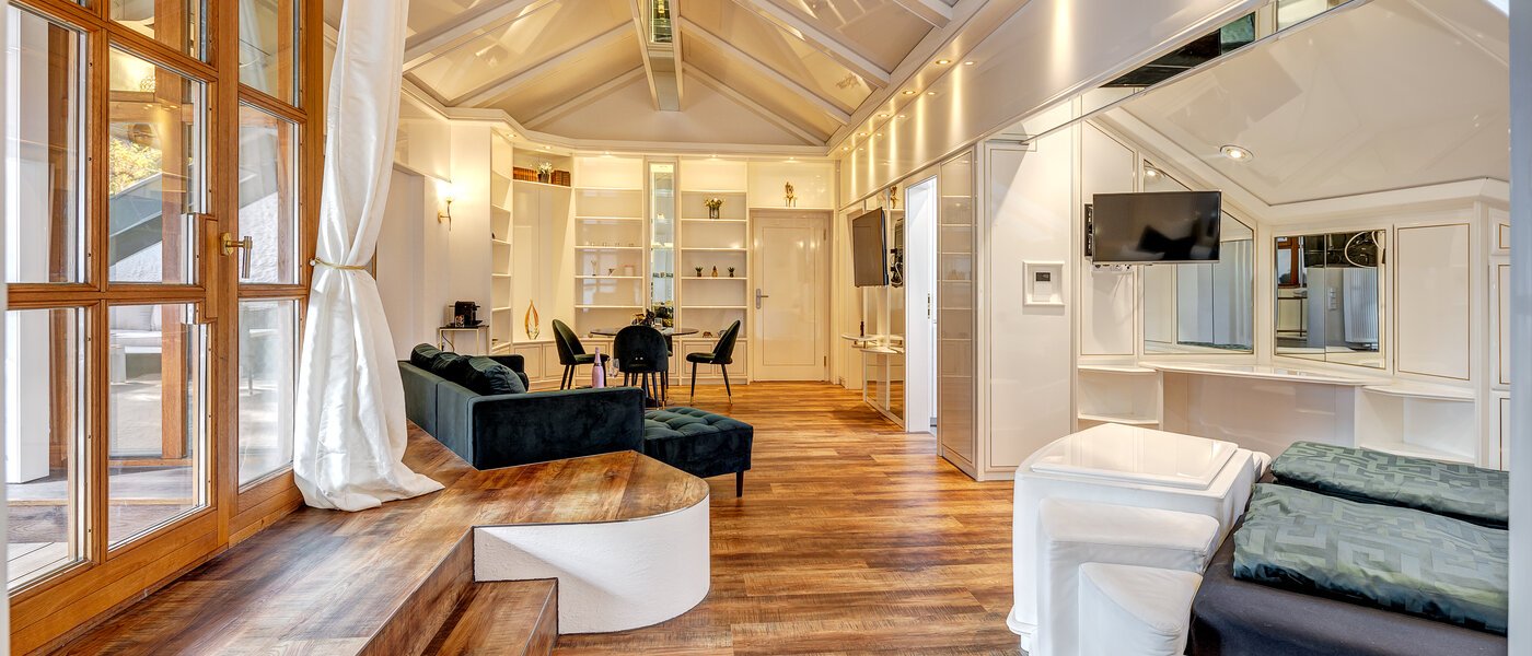 アティック・フラット（屋根裏） Baldham 02 リビングエリア 13188