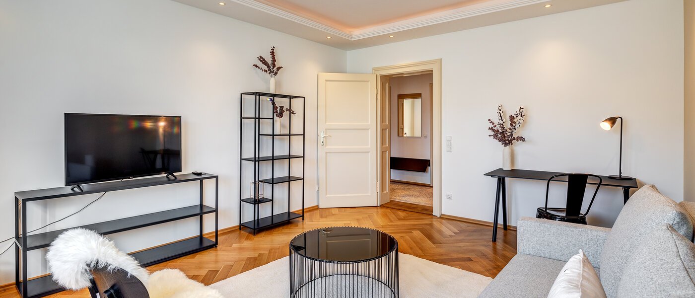 マンション München Haidhausen 04 リビングルーム 13219