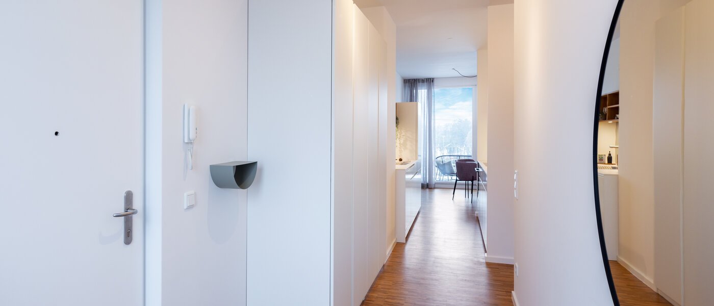 マンション München Schwabing-West 03 玄関入り口 13221