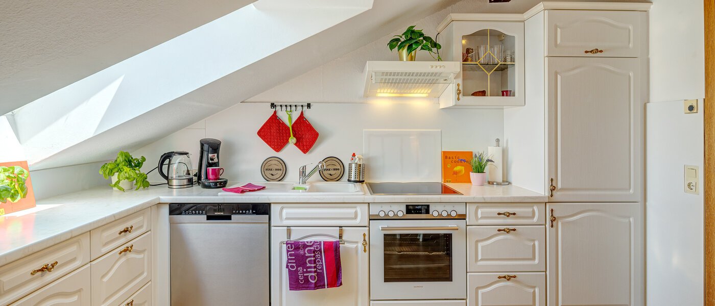 アティック・フラット（屋根裏） Inning am Ammersee 01 キッチン 13224