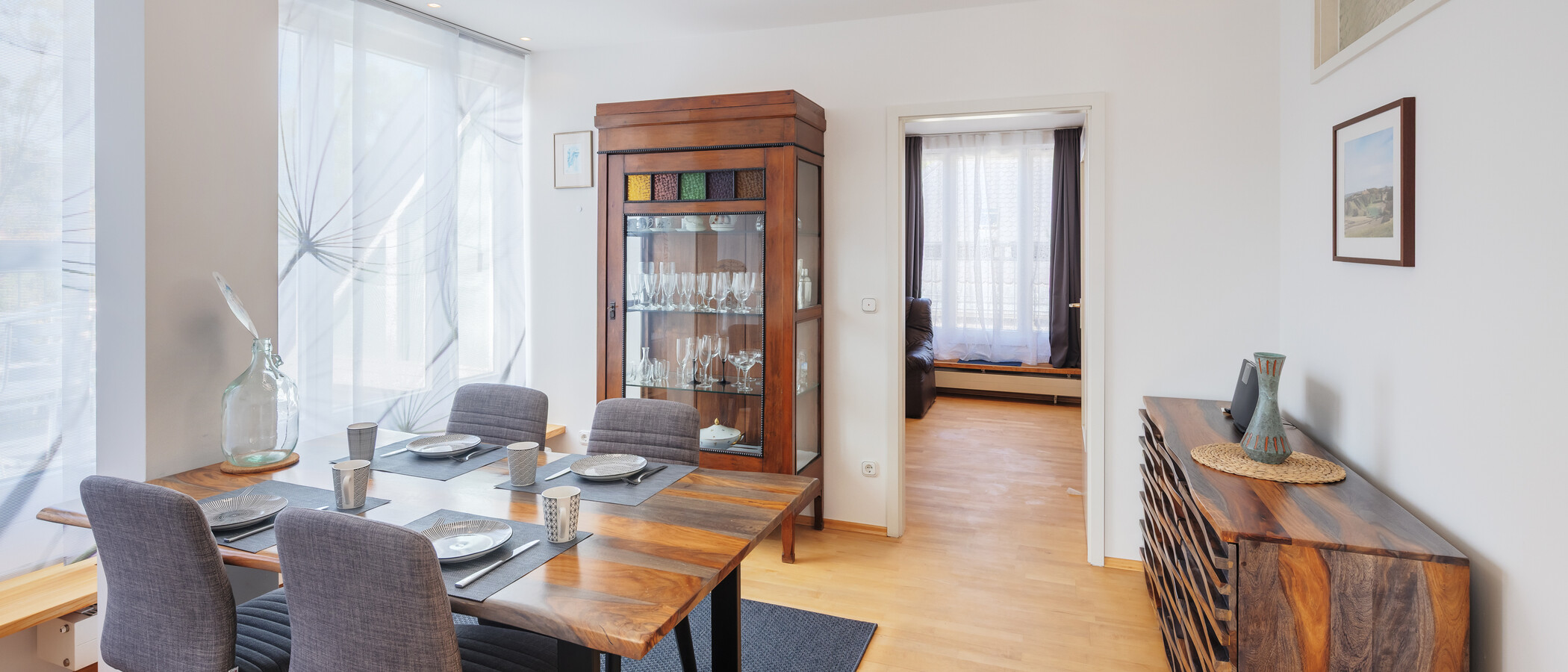 アティック・フラット（屋根裏） München Laim 01 ダイニングルーム 13229
