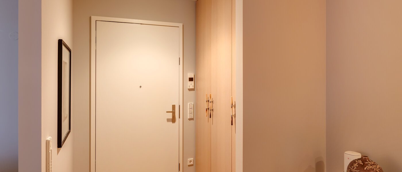 マンション München Maxvorstadt - Westen 02 玄関入り口 13240