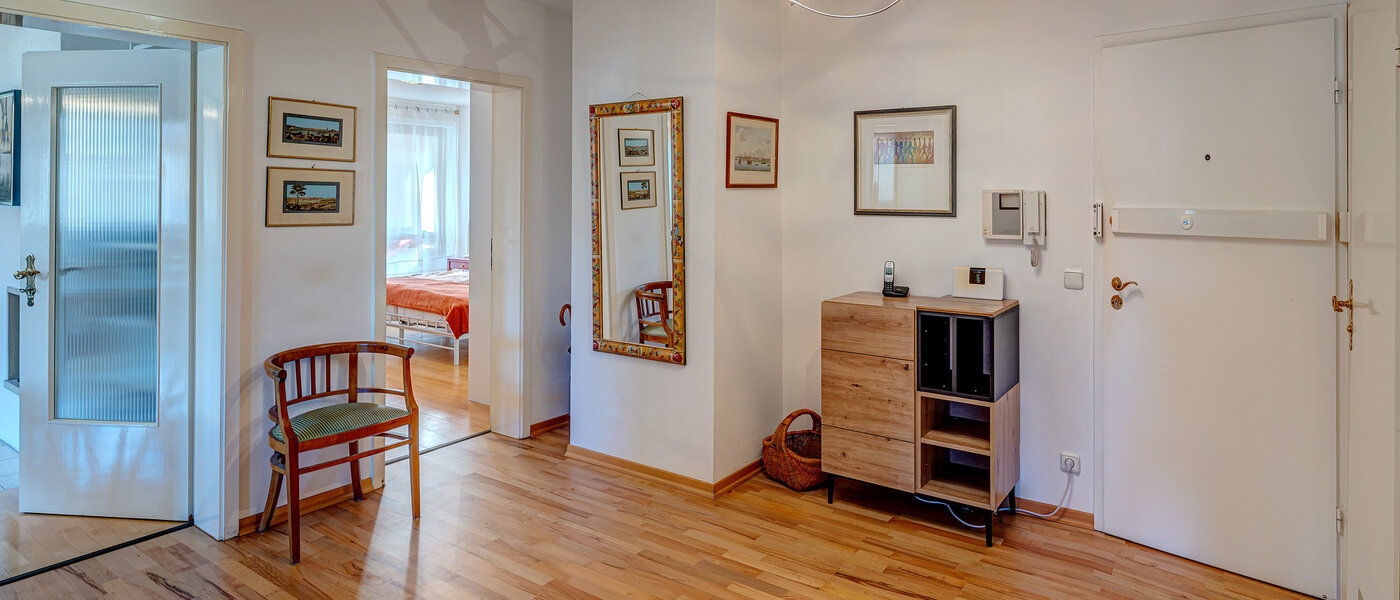 マンション München Altbogenhausen 03 玄関入り口 13244