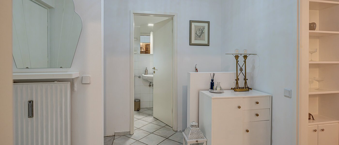 マンション München Bogenhausen 02 玄関入り口 13259