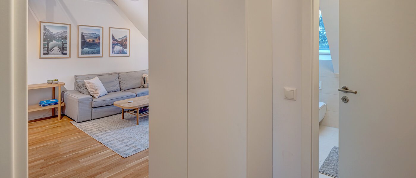 メゾネット・マンション（複数階にわたるマンション） München Giesing 02 玄関入り口 13263