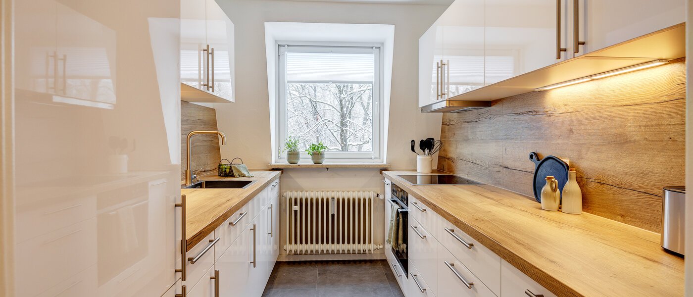 アティック・フラット（屋根裏） München Giesing 01 キッチン 13269