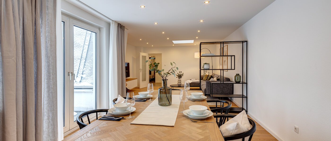 アティック・フラット（屋根裏） München Giesing 02 リビングエリア 13269