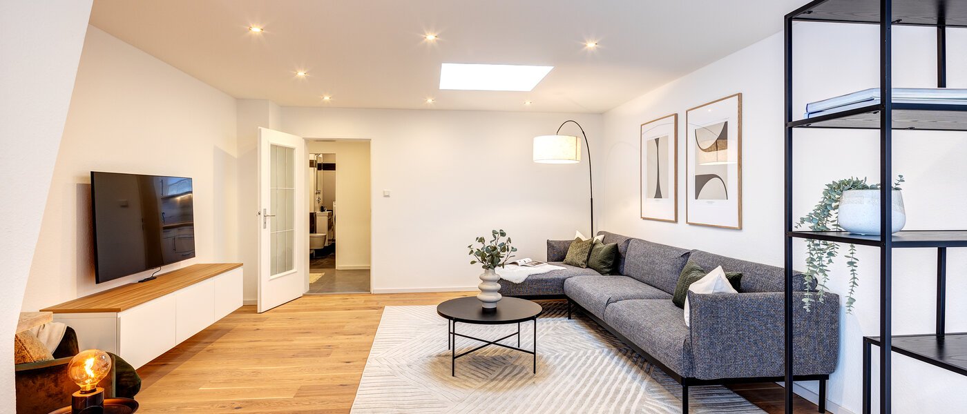 アティック・フラット（屋根裏） München Giesing 03 リビングエリア 13269