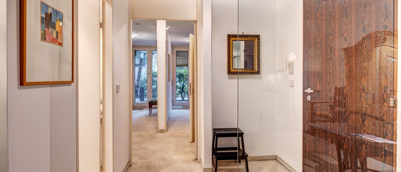 マンション München Schwabing-West (rund um den Bonner Platz) 02 玄関入り口 13286