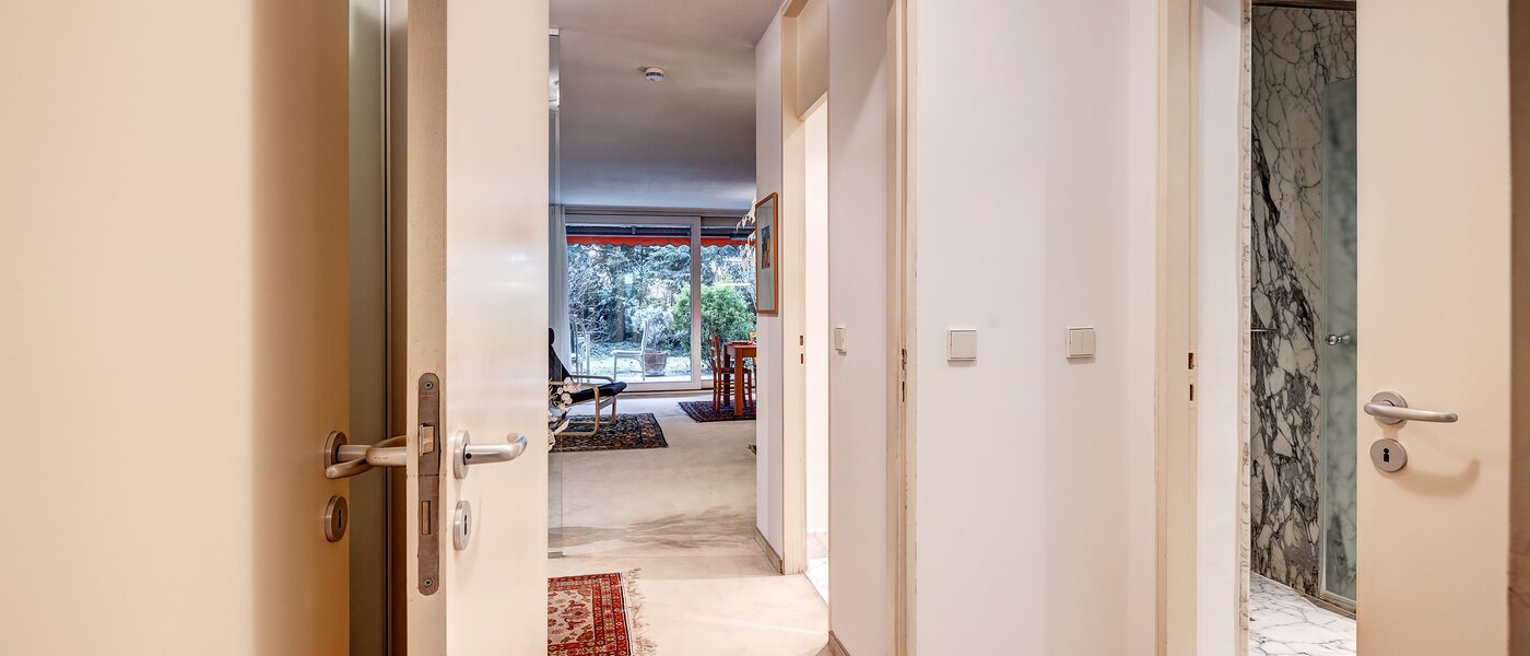 マンション München Schwabing-West (rund um den Bonner Platz) 04 玄関入り口 13286