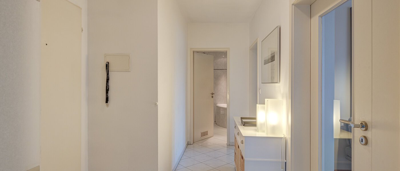 ペントハウス München Moosach 01 玄関入り口 13292