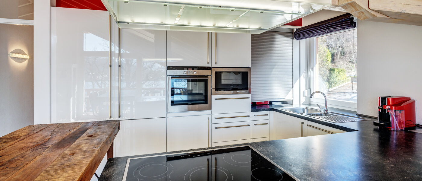 アティック・フラット（屋根裏） Tegernsee 03 キッチン 13299