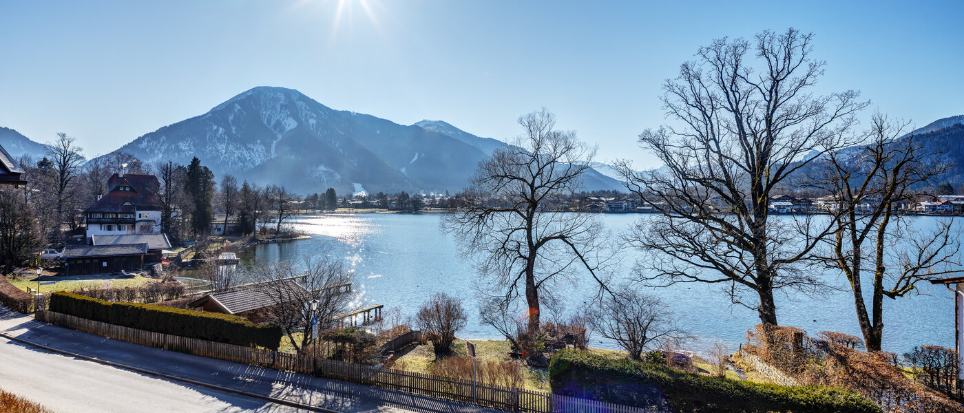 アティック・フラット（屋根裏） Tegernsee 01 物件からの眺め 13299