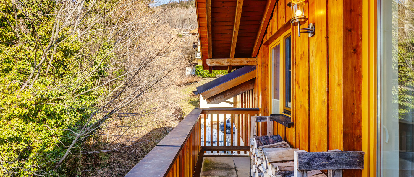 アティック・フラット（屋根裏） Tegernsee 02 2.ベランダ 13299