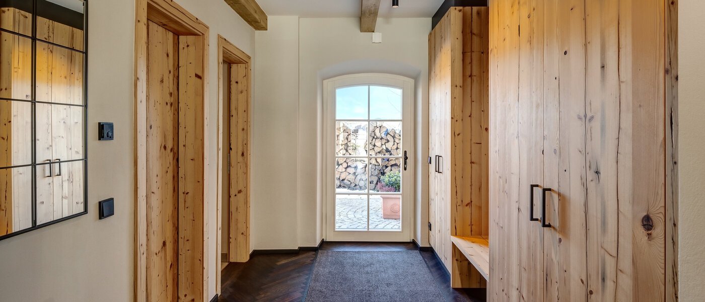 マンション Waakirchen 01 玄関入り口 13308