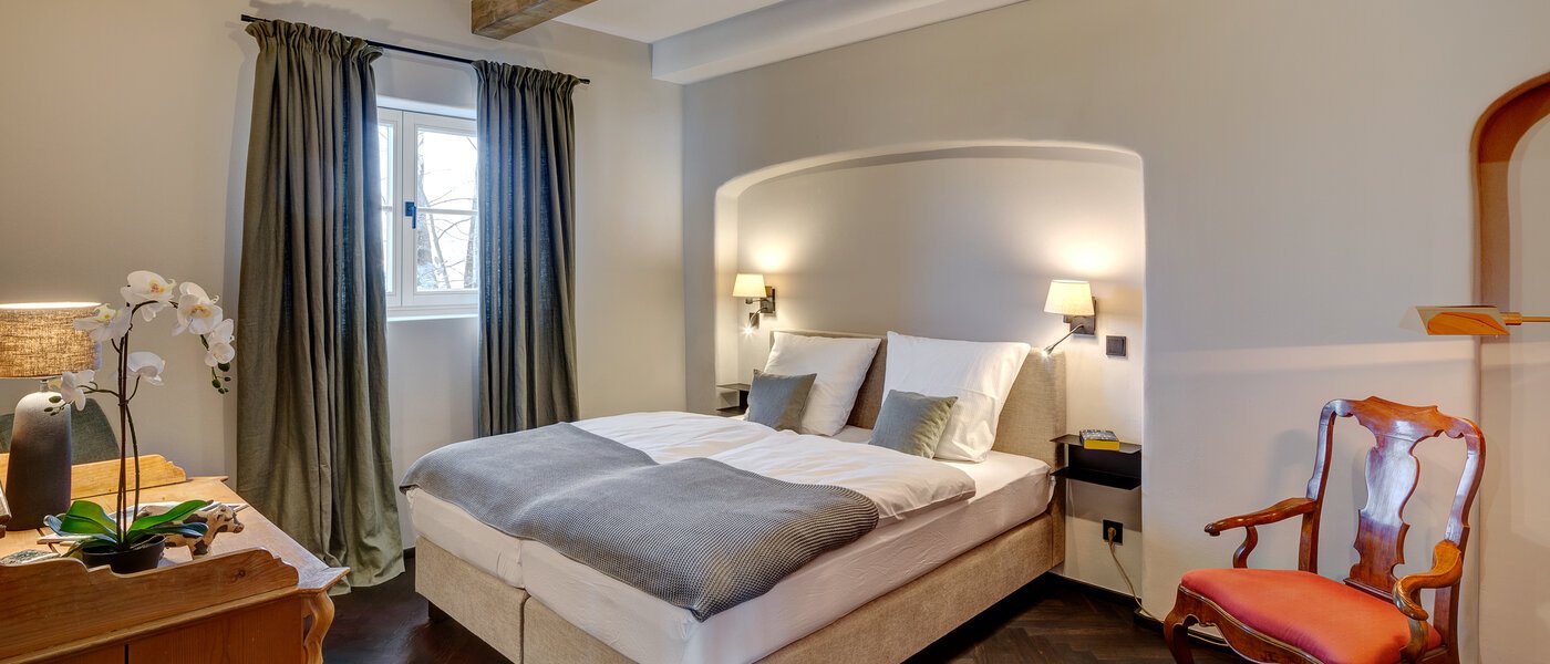 マンション Waakirchen 01 2.　寝室 13308