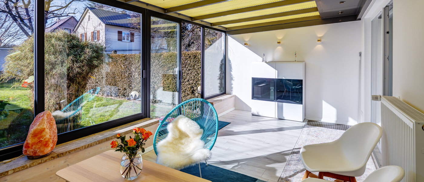 "タウン・ハウス/ローハウスのミドルハウス（外壁を共有した家の並びの両角以外のハウス） " München Obersendling 02 温室 13312