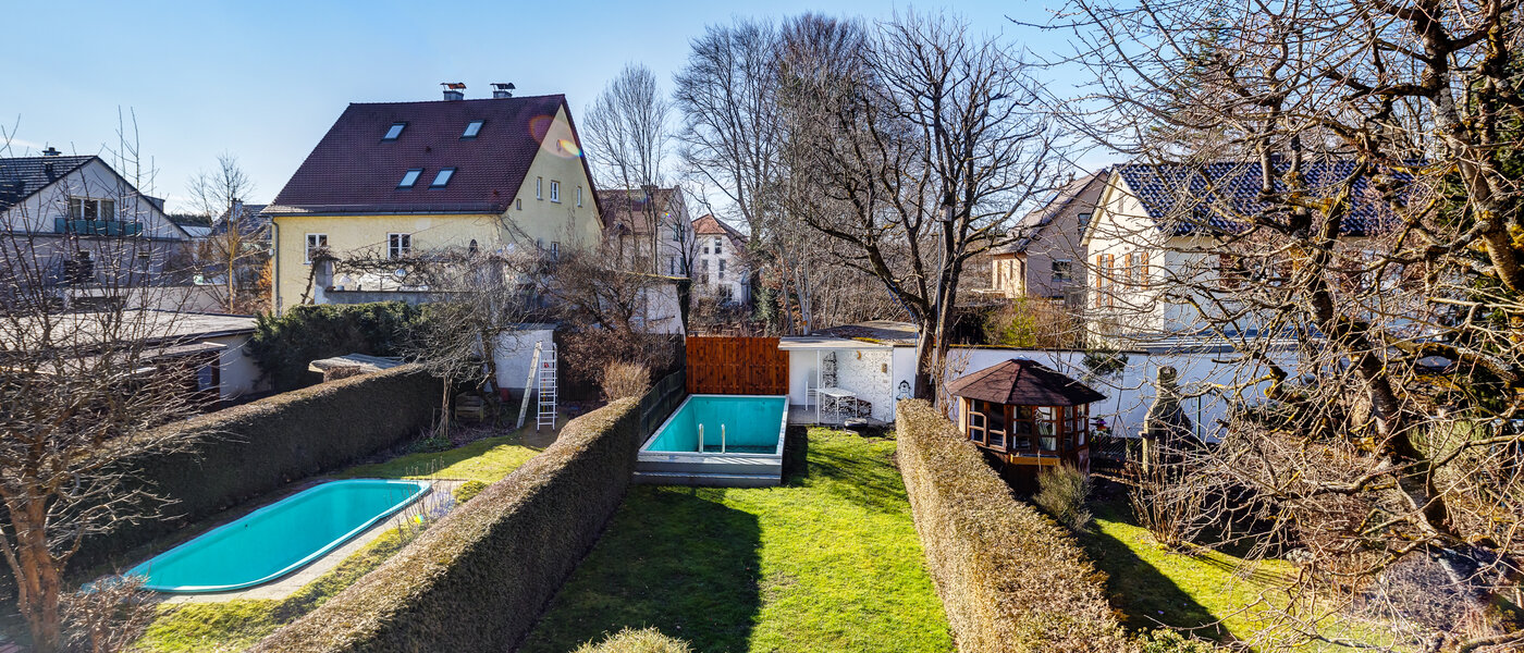 "タウン・ハウス/ローハウスのミドルハウス（外壁を共有した家の並びの両角以外のハウス） " München Obersendling 01 物件からの眺め 13312