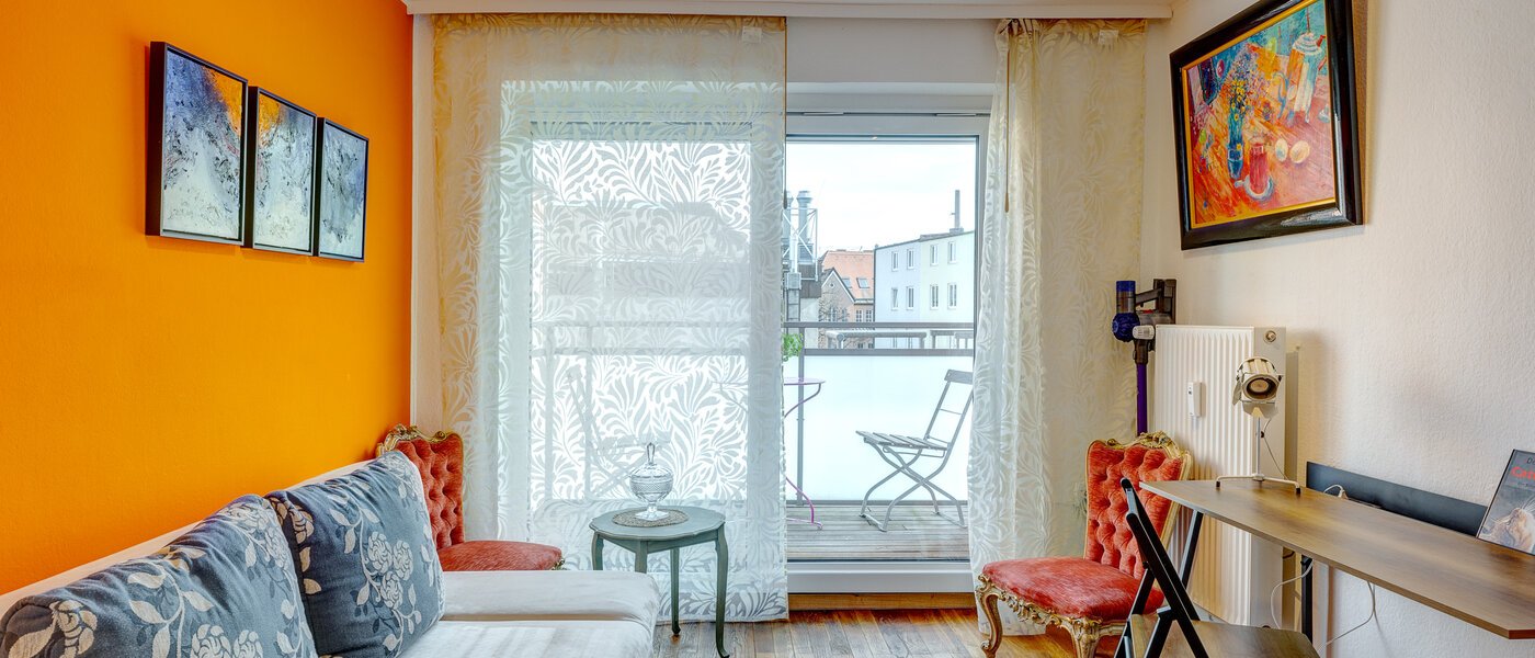 マンション München Maxvorstadt - Westen 01 リビングエリア 13405