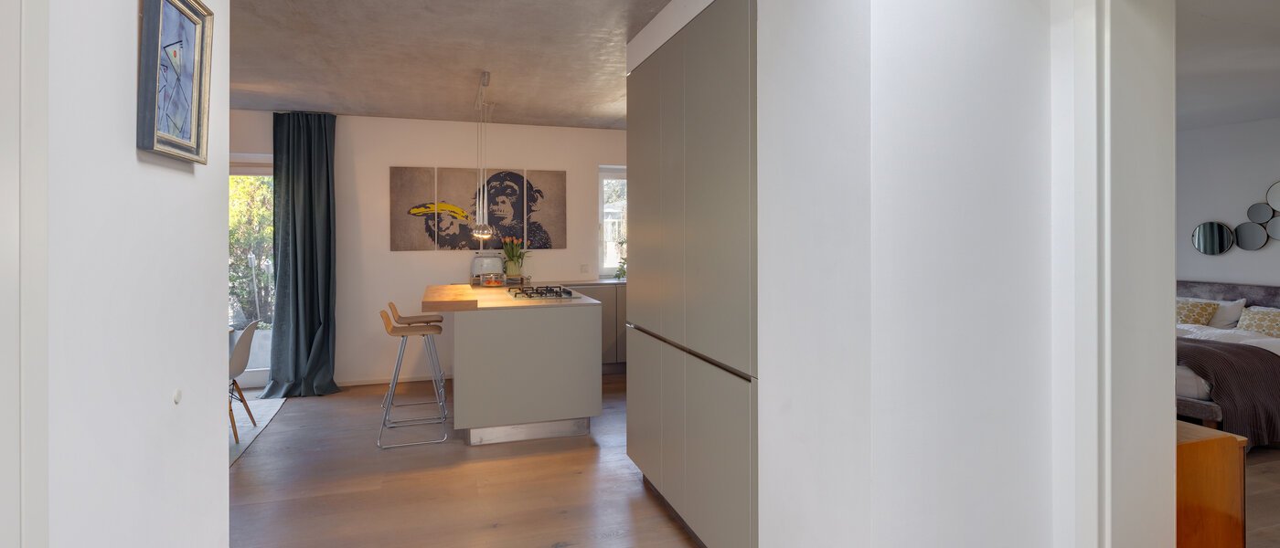 ペントハウス住宅 München Solln 02 玄関入り口 13410