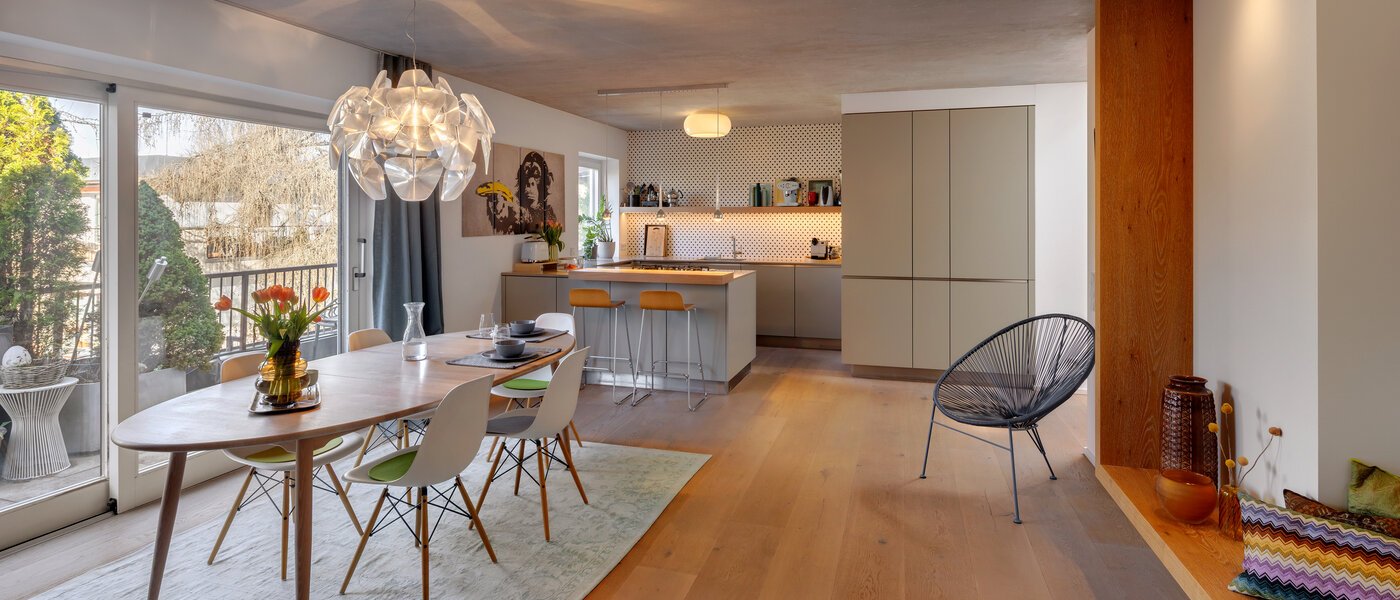 ペントハウス住宅 München Solln 01 ダイニングエリア 13410