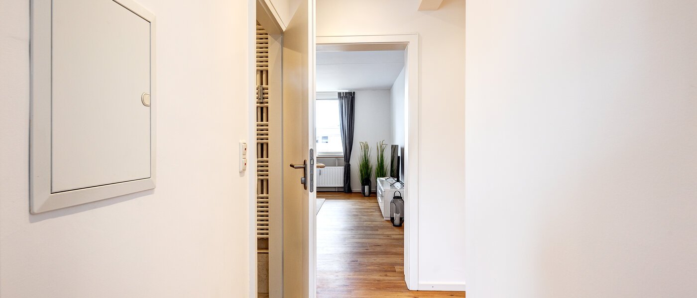 マンション München Aubing 05 玄関入り口 13422