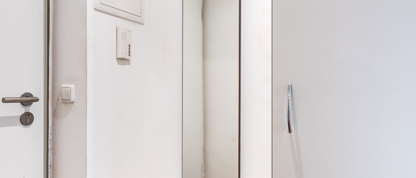 マンション München Milbertshofen 02 玄関入り口 13431