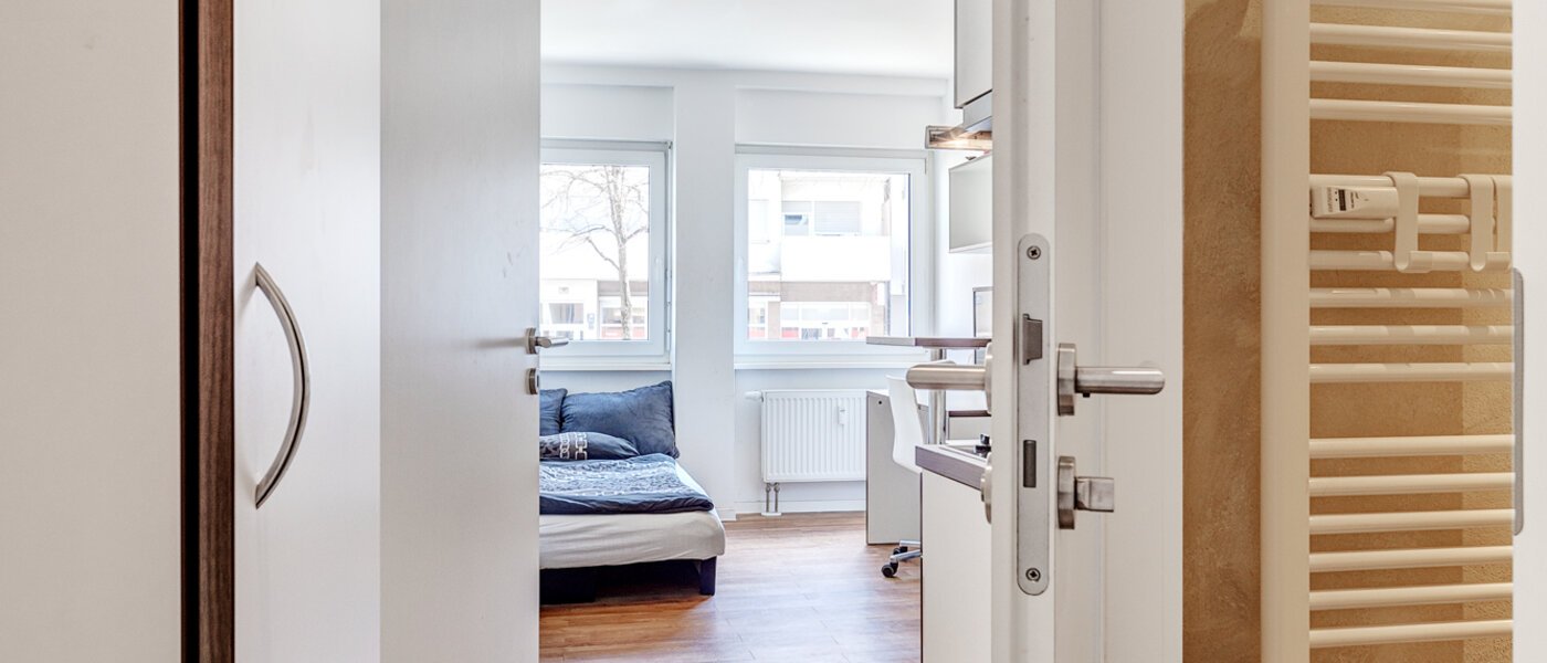 マンション München Milbertshofen 03 玄関入り口 13431