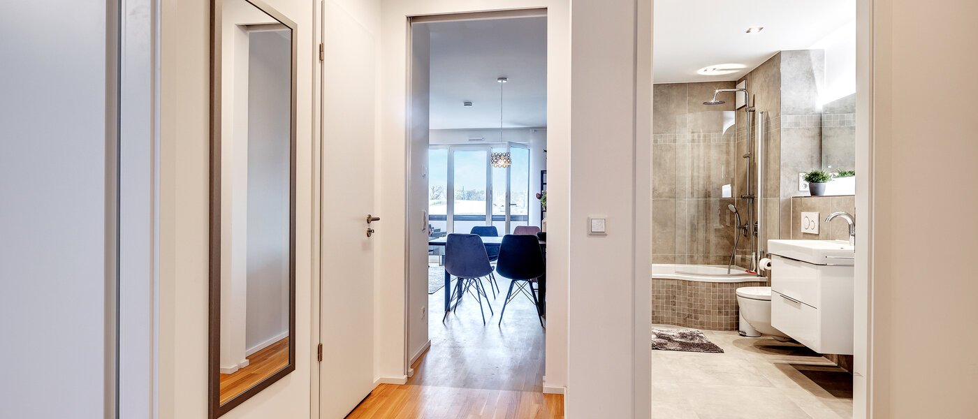 マンション München Moosach 04 玄関入り口 13450