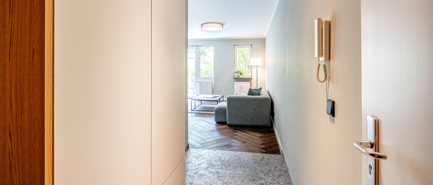 マンション München Ramersdorf 03 玄関入り口 13451