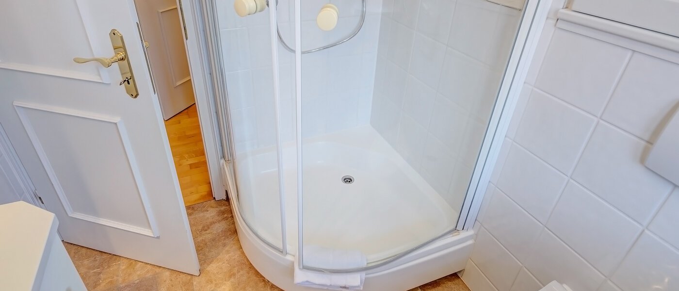 マンション Schliersee 03 ２つめの浴室 13469