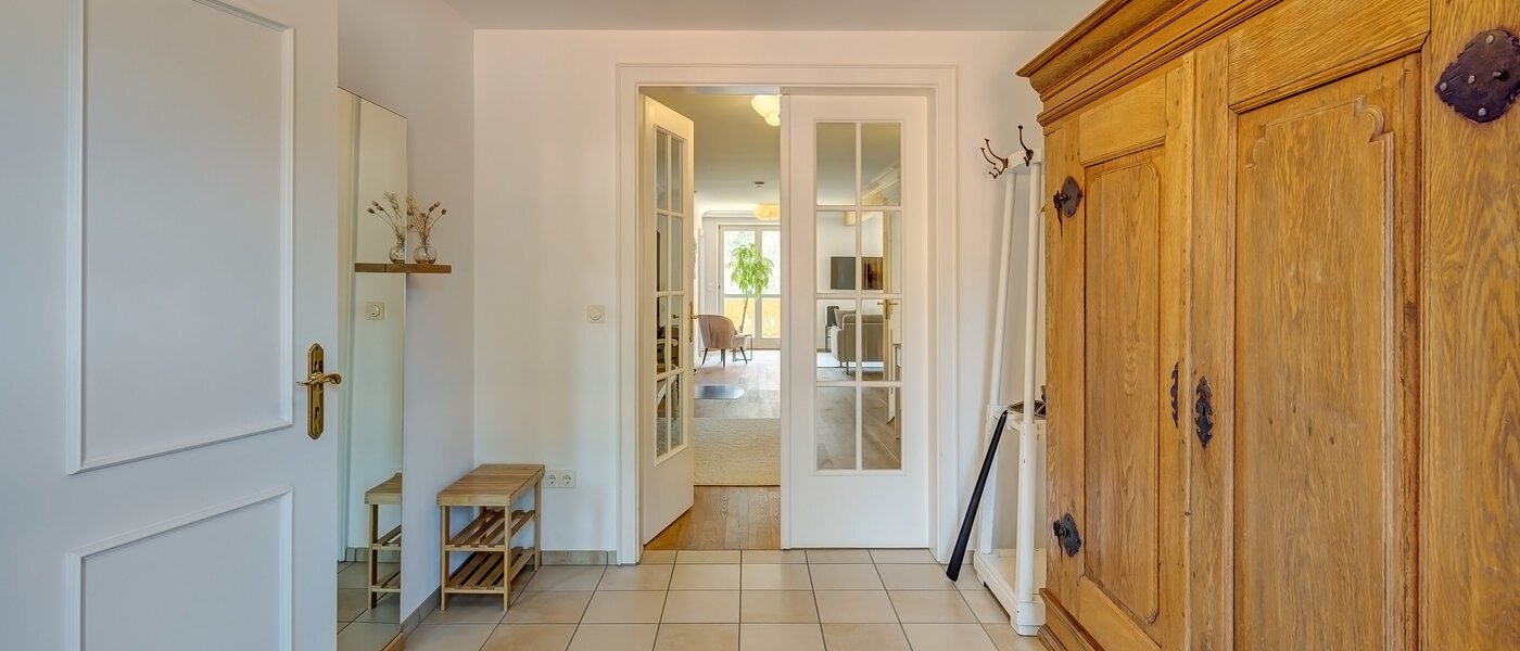 マンション Schliersee 01 玄関入り口 13469