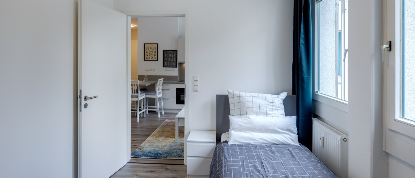 マンション Grasbrunn 02 2.　寝室 13494