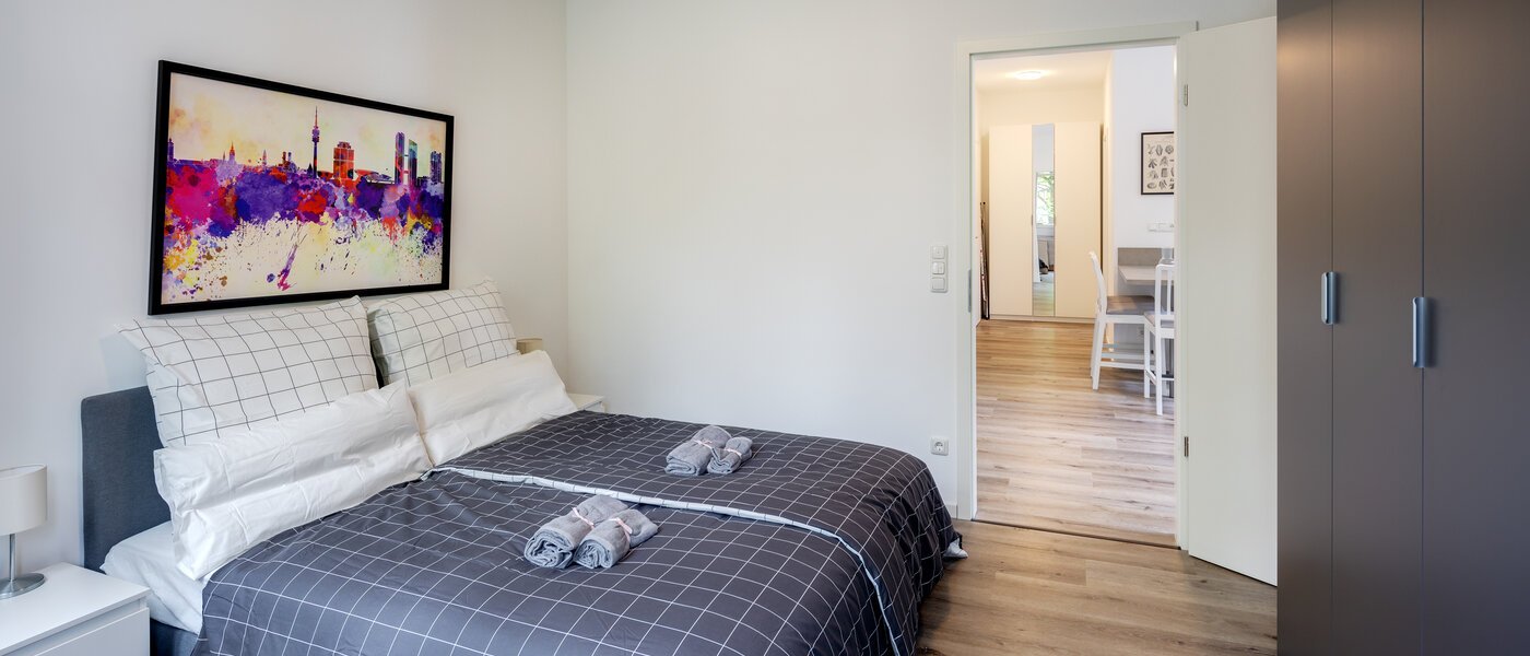 マンション Grasbrunn 03 1. 寝室 13494