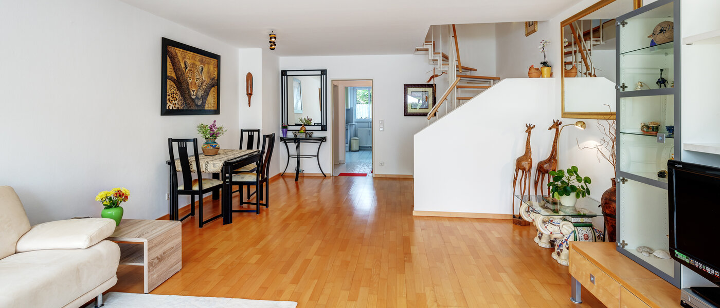 メゾネット・マンション（複数階にわたるマンション） München Waldperlach 03 リビングエリア 13502