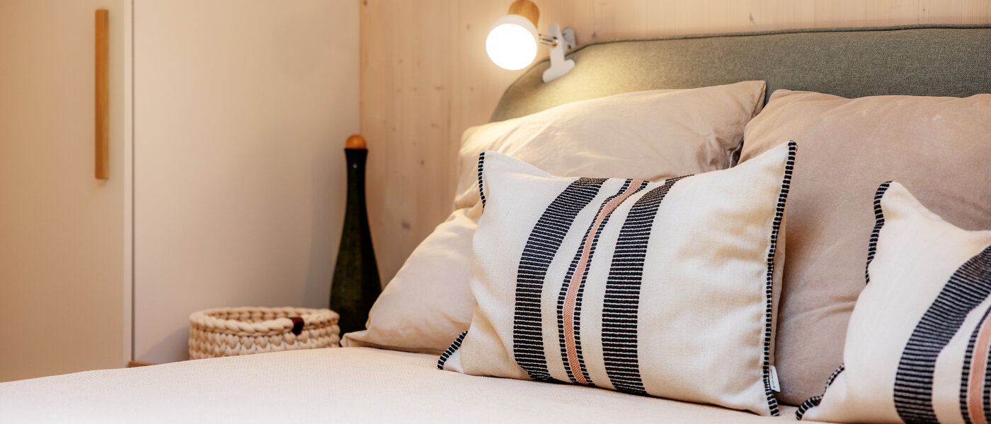 アティック・フラット（屋根裏） München Berg am Laim 02 寝室 13504