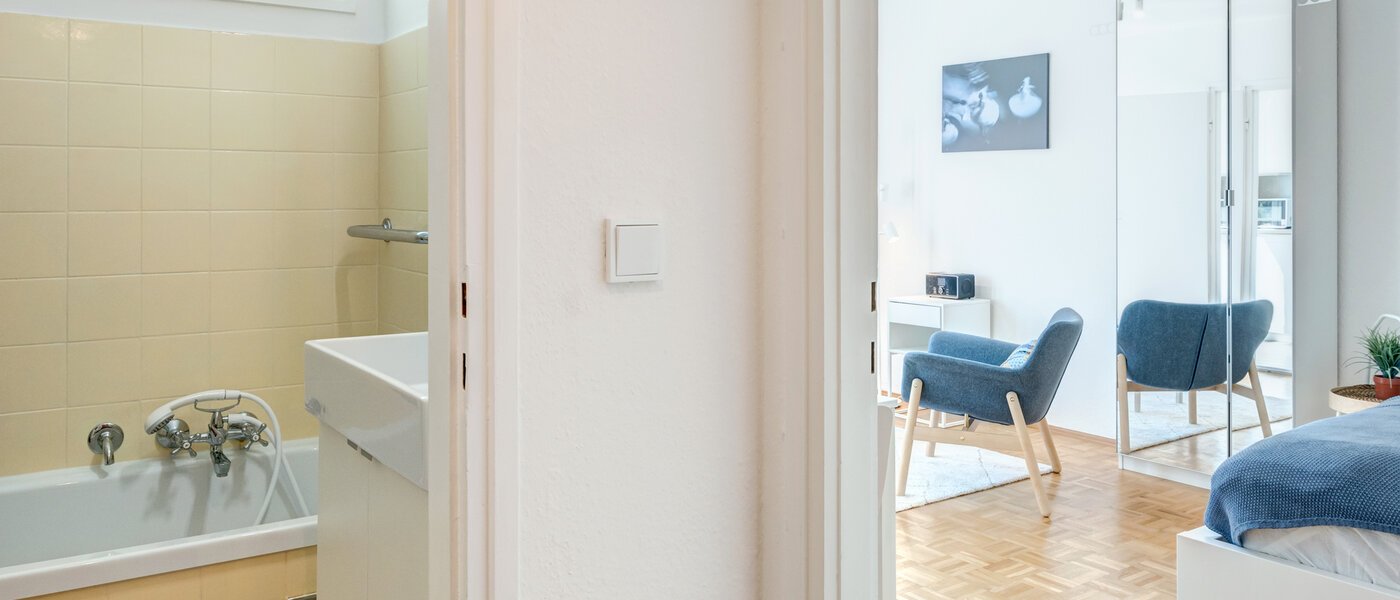 マンション München Harlaching 03 玄関入り口 13522