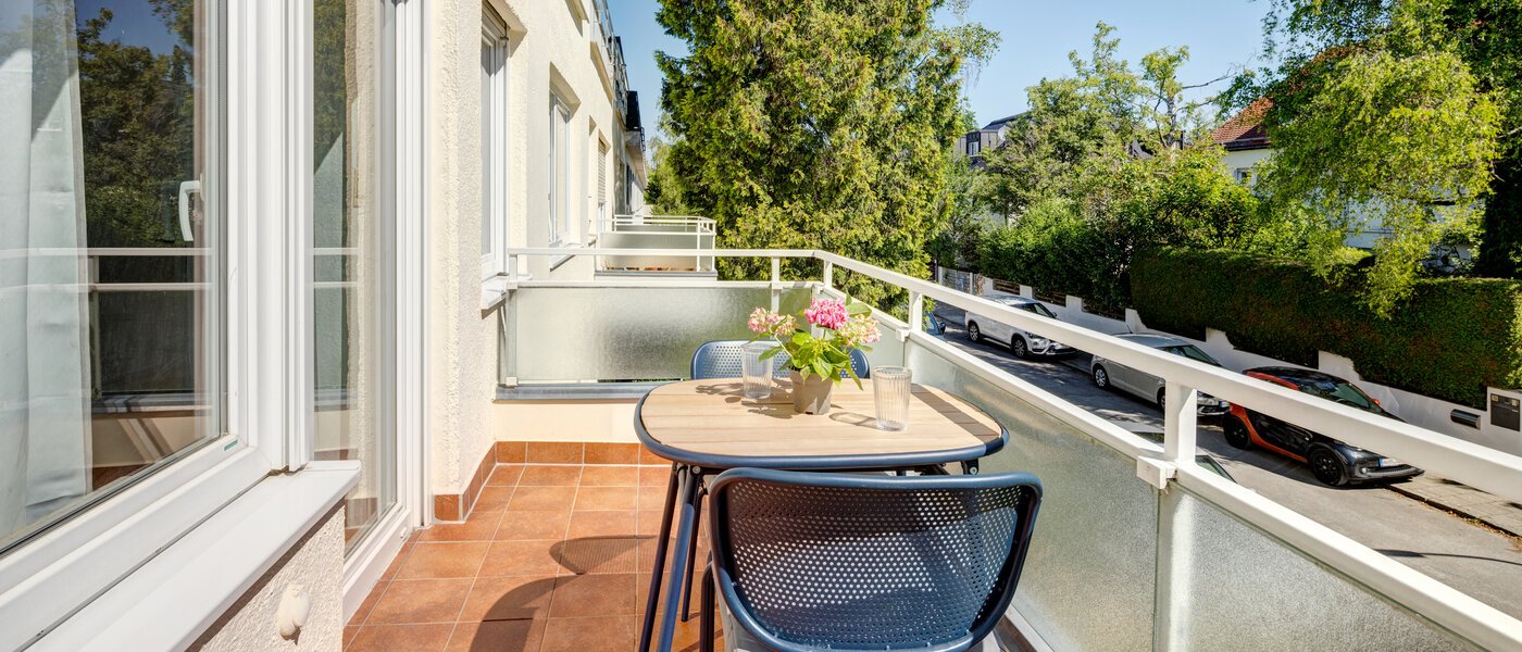 マンション München Harlaching 01 ベランダ 13522